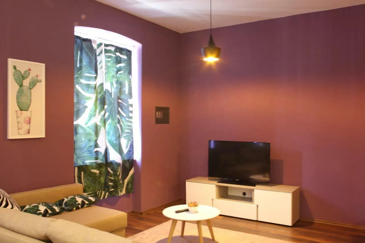 Cozy Apartment In Center Of Rijeka